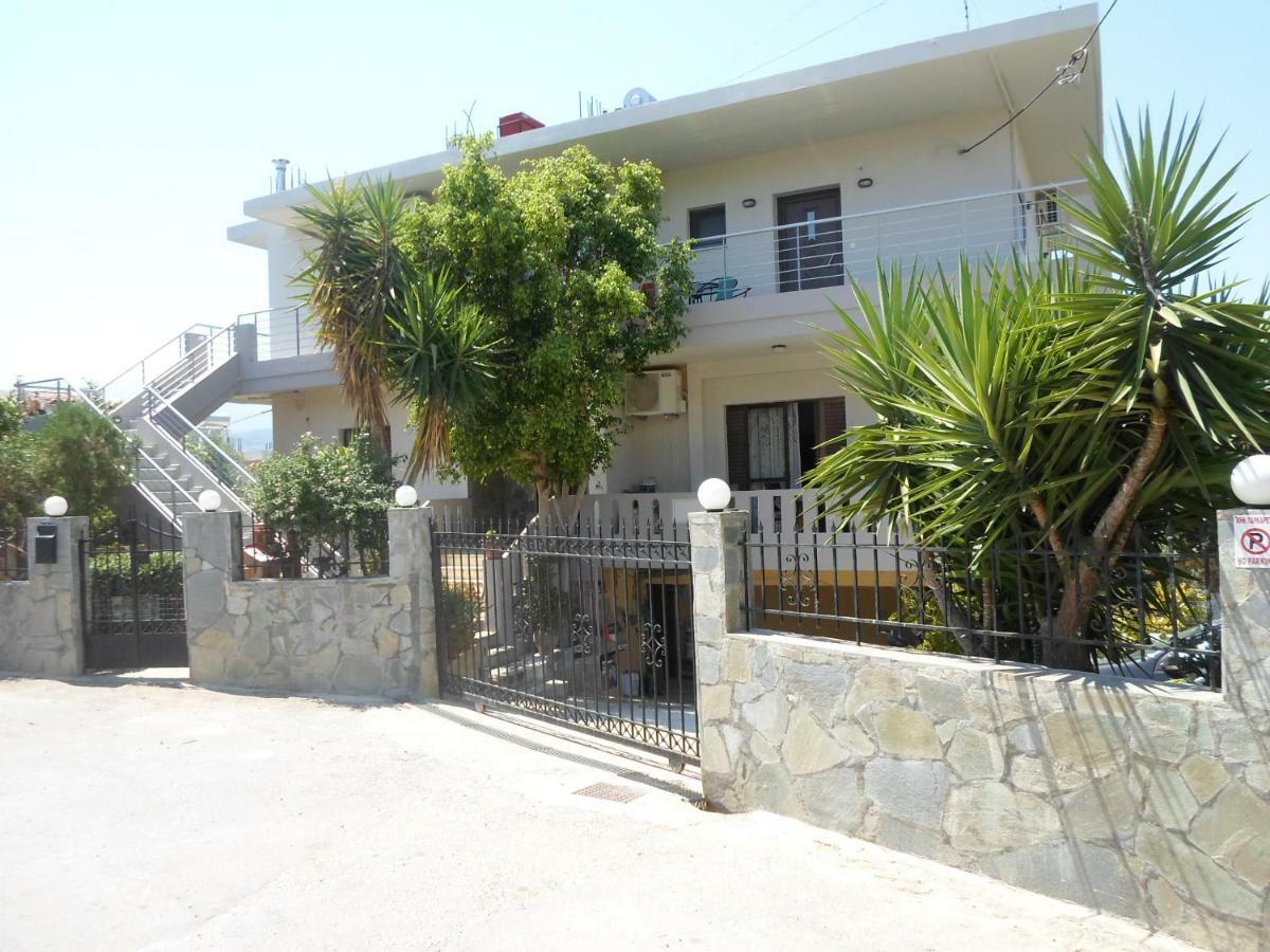 Anastasia'S Luxury Apartments Chrissi Akti Chania Exterior foto