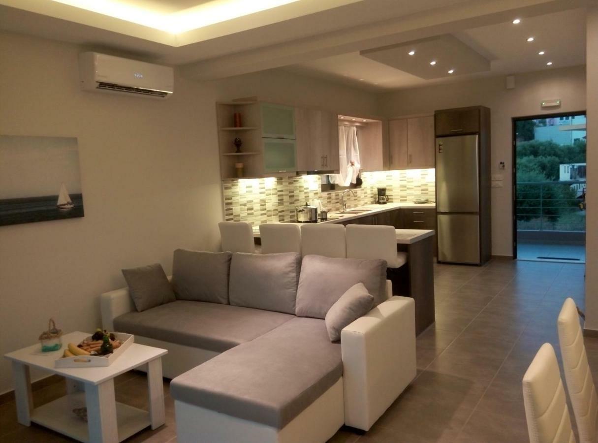 Anastasia'S Luxury Apartments Chrissi Akti Chania Exterior foto